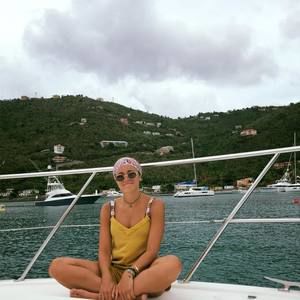 Meet your Posher, Steph